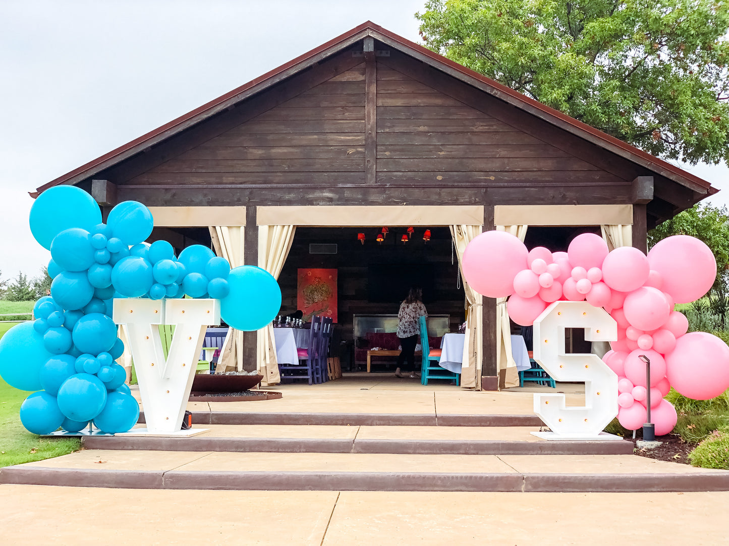 Yard or Indoor Marquee Letters with Balloons (DEPOSIT)